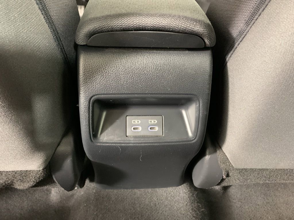 Used 2024 Toyota Corolla LE image 30