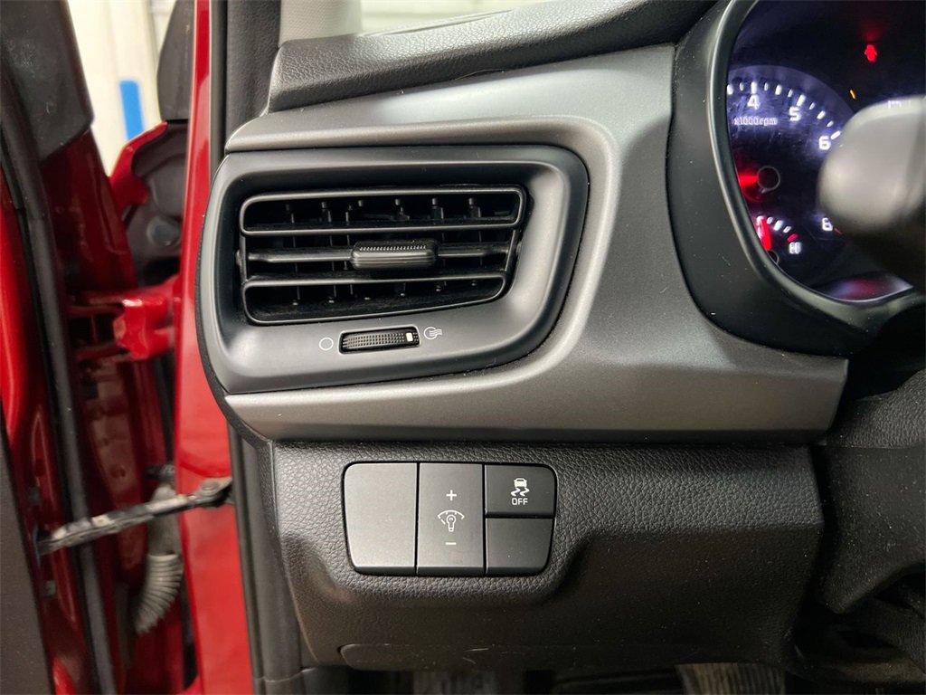 Used 2019 Kia Rio S image 18