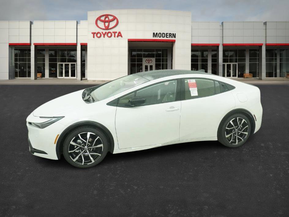 New 2026 Toyota Prius Plug-In Hybrid image 12