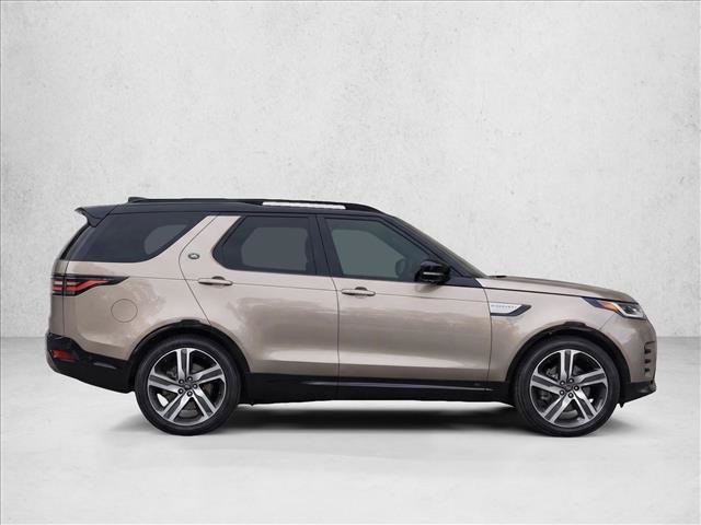 Used 2021 Land Rover Discovery HSE R-Dynamic AWD/4WD image 8
