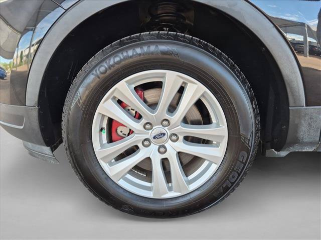 Used 2019 Ford Explorer XLT w/ Equipment Group 202A AWD/4WD image 26
