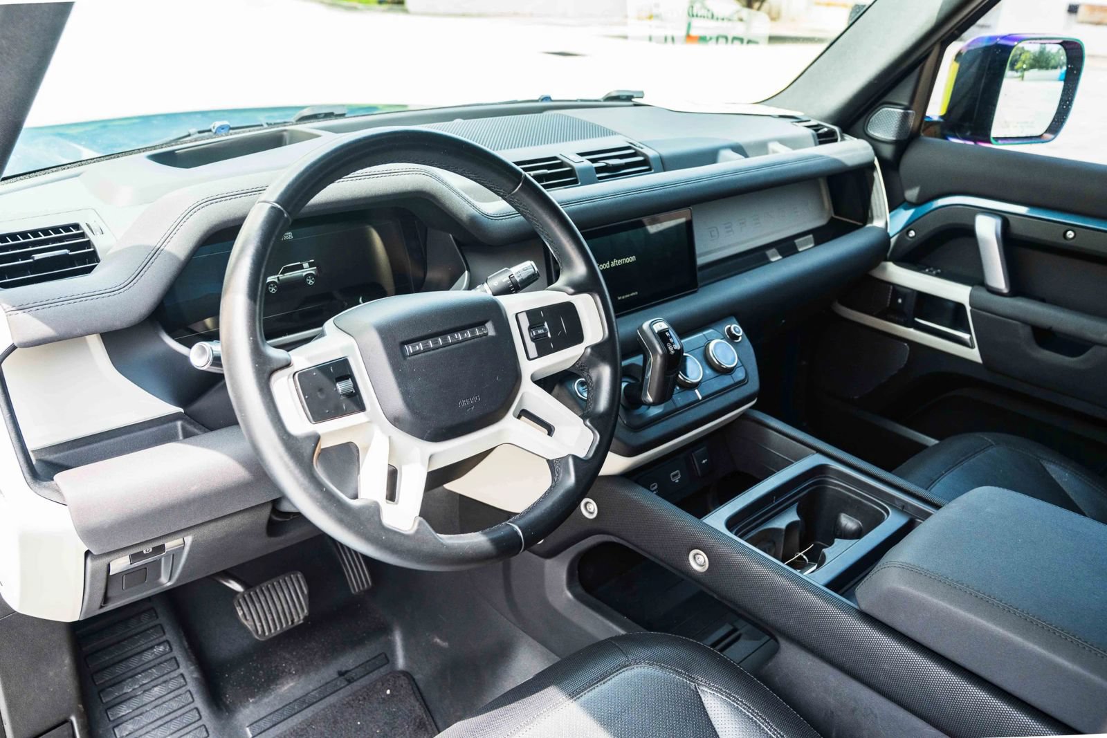Used 2022 Land Rover Defender 110 X-Dynamic SE AWD/4WD image 29