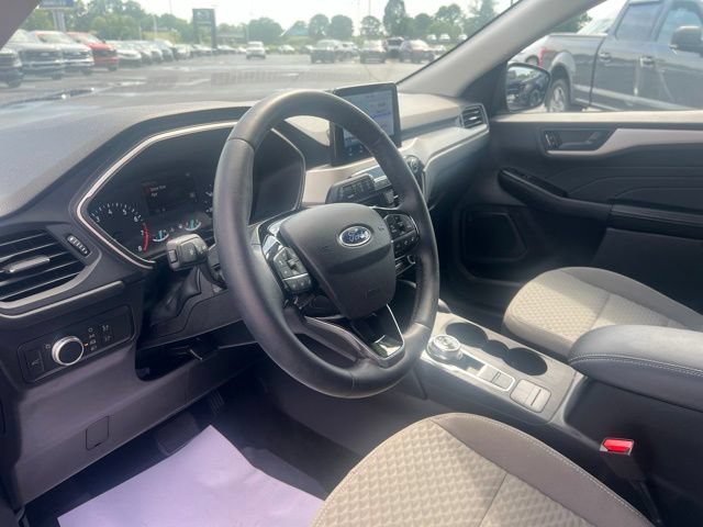 Used 2022 Ford Escape SE w/ SE Sport Appearance Package AWD/4WD image 27