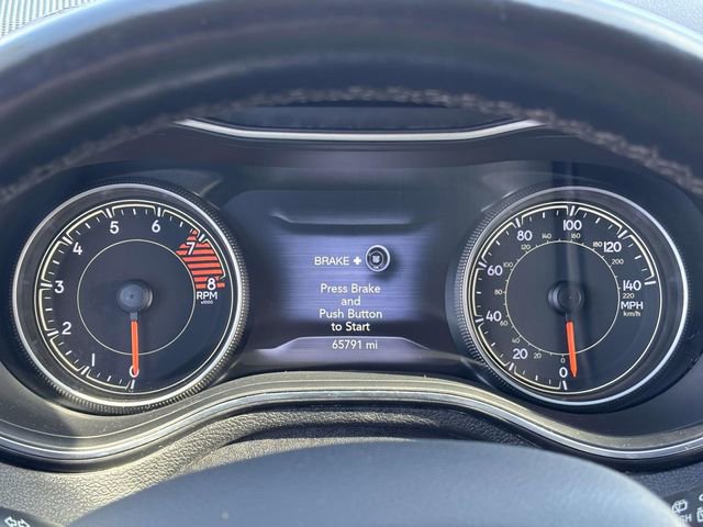 Used 2021 Jeep Cherokee Limited w/ Mopar Interior Package AWD/4WD image 20
