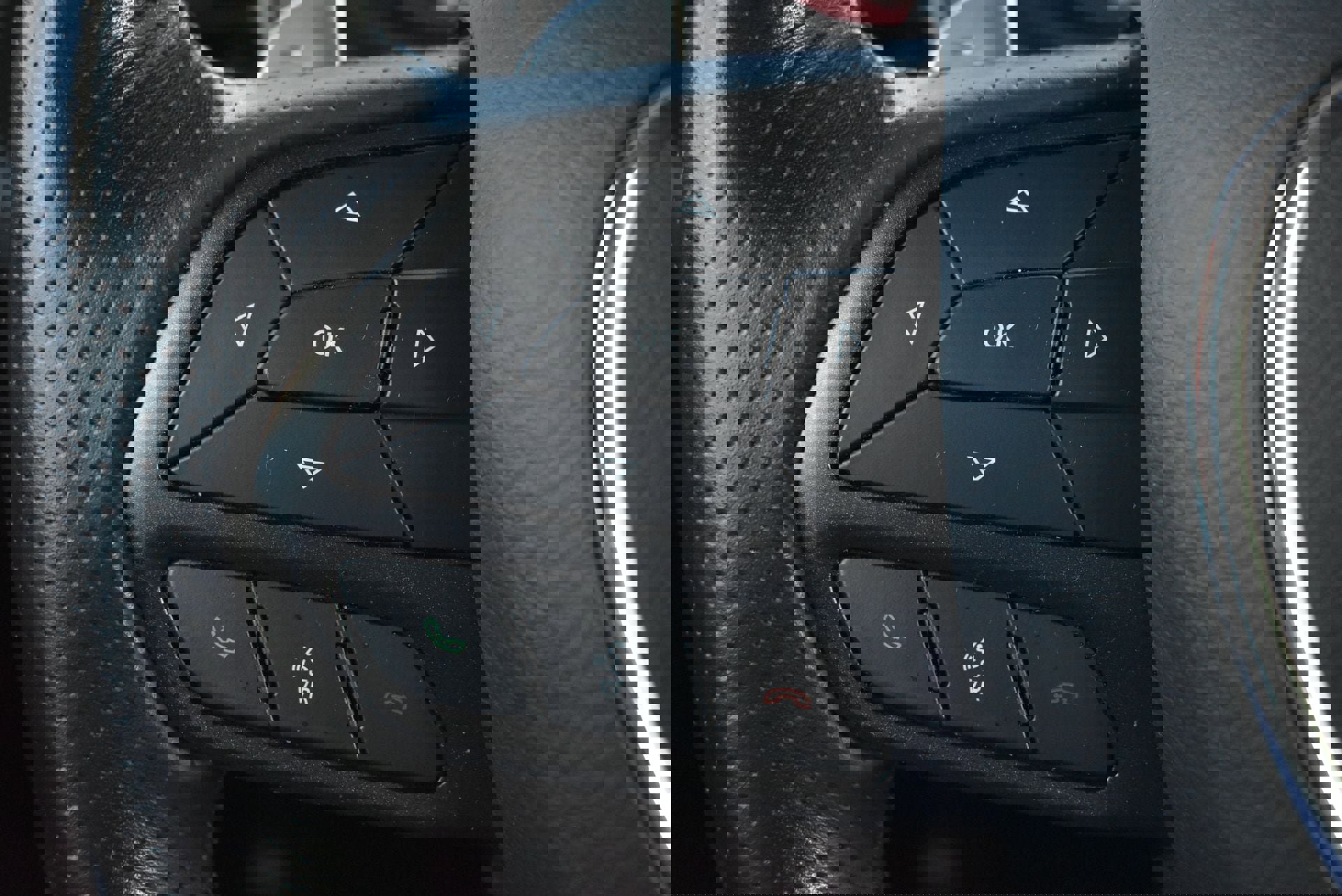 Used 2023 Dodge Challenger GT w/ Plus Package image 19