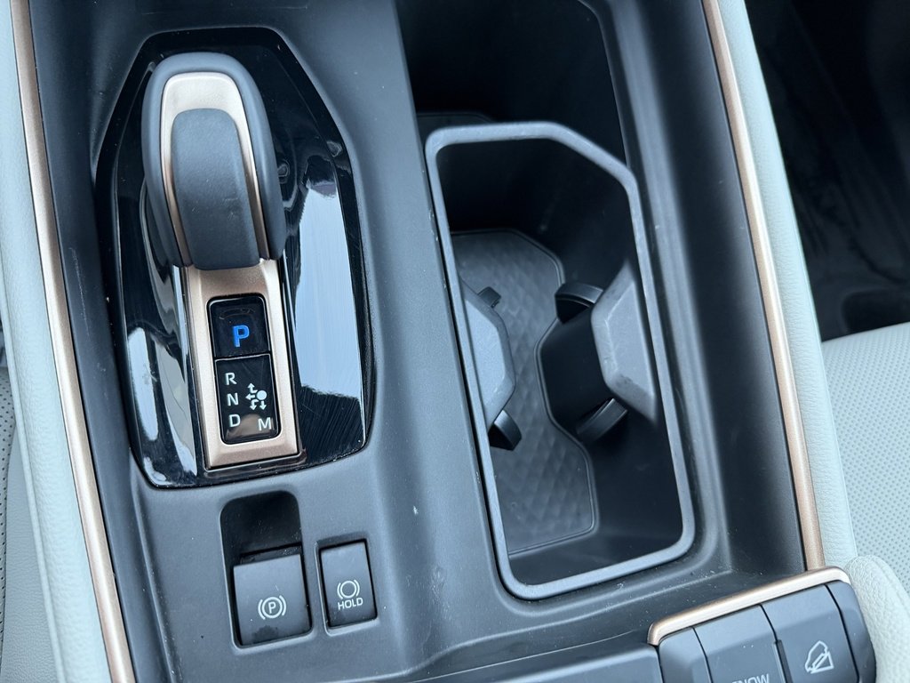 Used 2025 Toyota Grand Highlander AWD Hybrid image 22