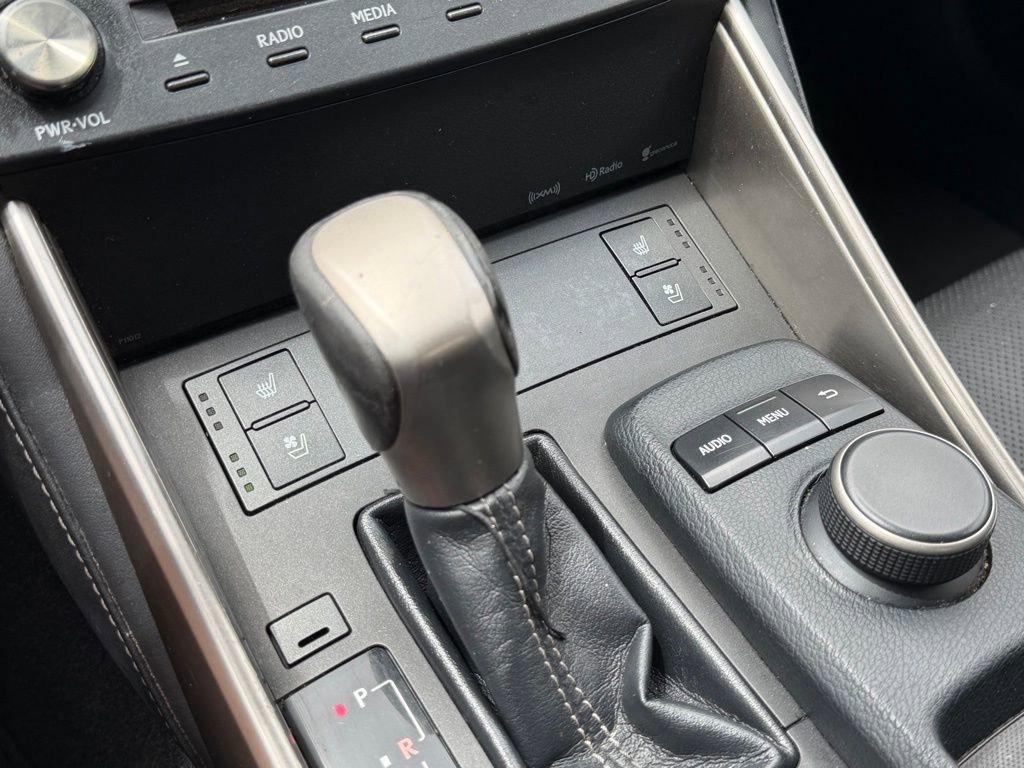 Used 2016 Lexus IS 200t w/ Premium Package RWD image 24