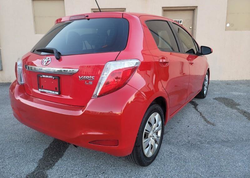 Used 2013 Toyota Yaris LE FWD image 2