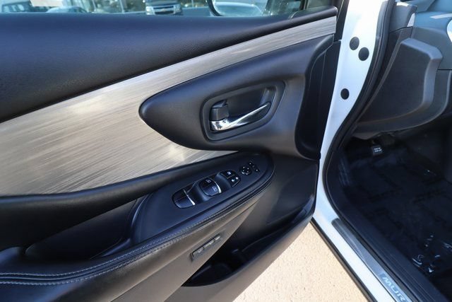 Used 2015 Nissan Murano Platinum AWD/4WD image 49