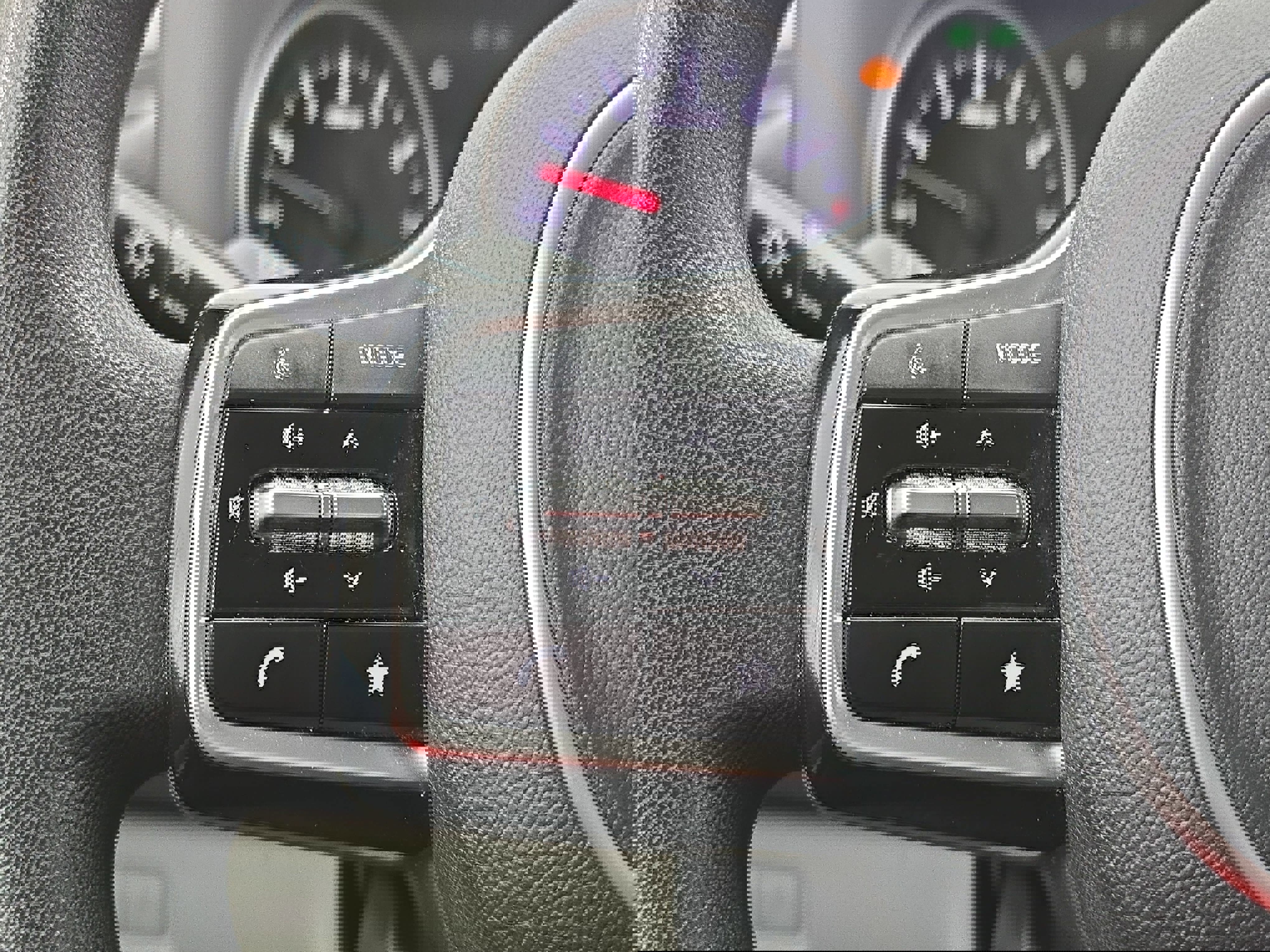 Used 2022 Kia Carnival LX image 17