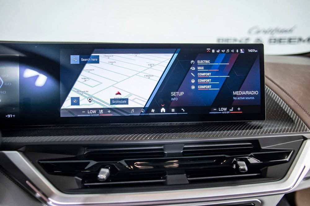 Used 2024 BMW XM AWD/4WD image 28