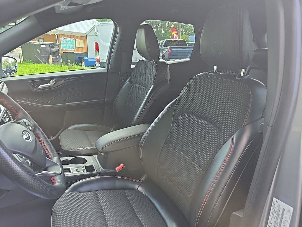 Used 2023 Ford Escape ST-Line w/ Tech Pack #1 image 14