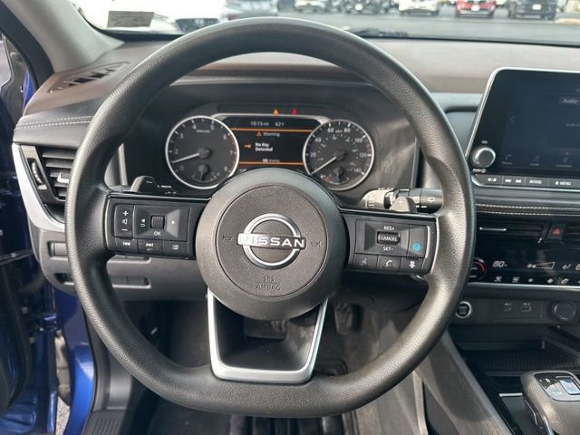 Used 2022 Nissan Rogue SV image 13