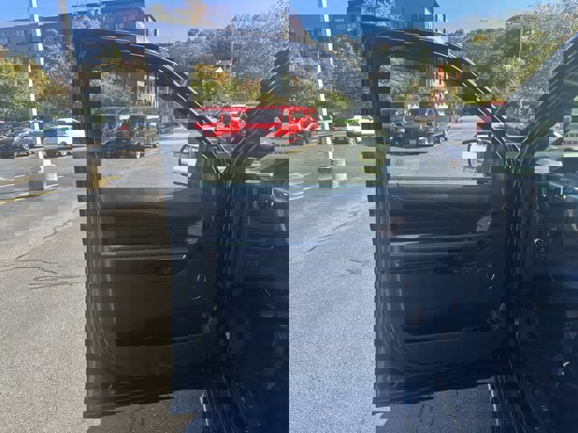 Used 2022 Ford Expedition Platinum image 16