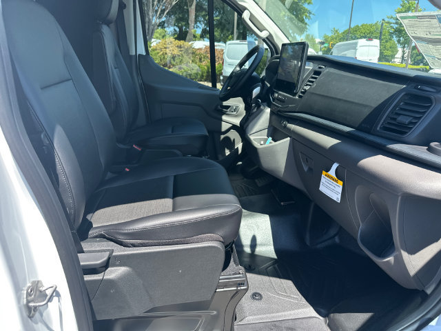 New 2026 Ford Transit 150 Low Roof w/ Load Area Protection Package RWD image 15