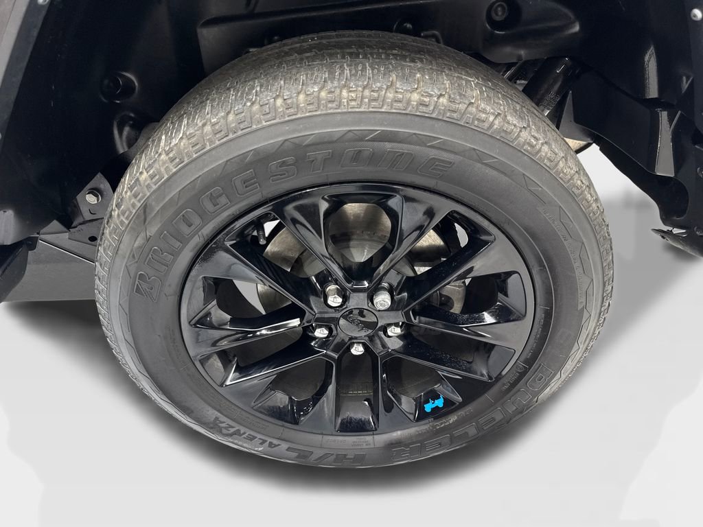 Used 2022 Jeep Wrangler Unlimited Sahara w/ Cold Weather Group image 82