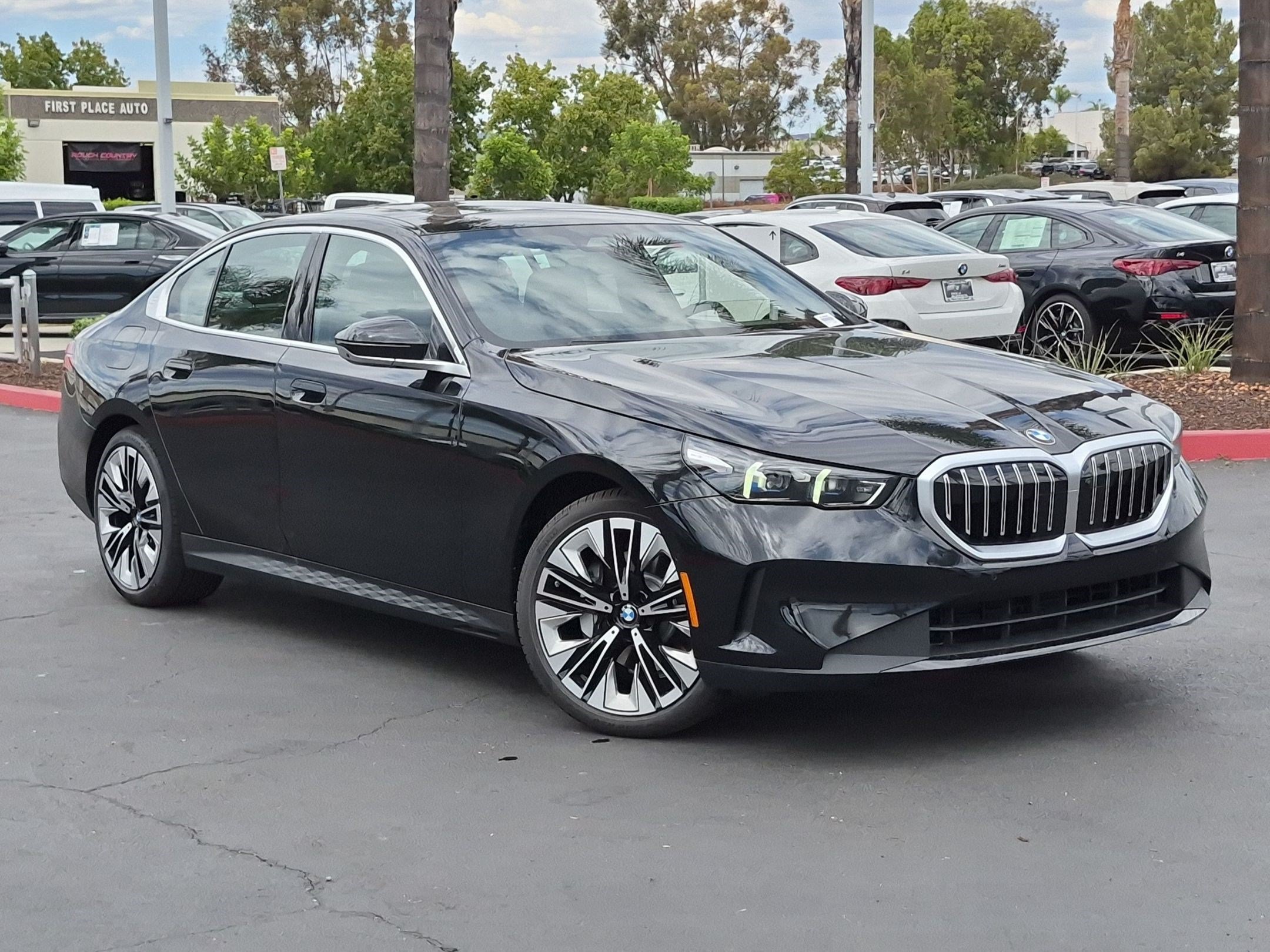 New 2027 BMW 530i w/ Convenience Package RWD image 2