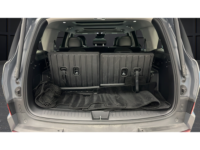 Used 2025 Hyundai Santa Fe Limited AWD/4WD image 39