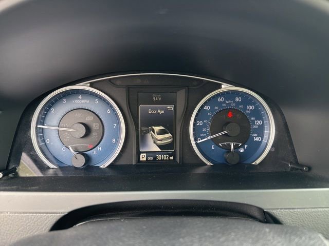 Used 2017 Toyota Camry XLE w/ Moonroof Package image 23