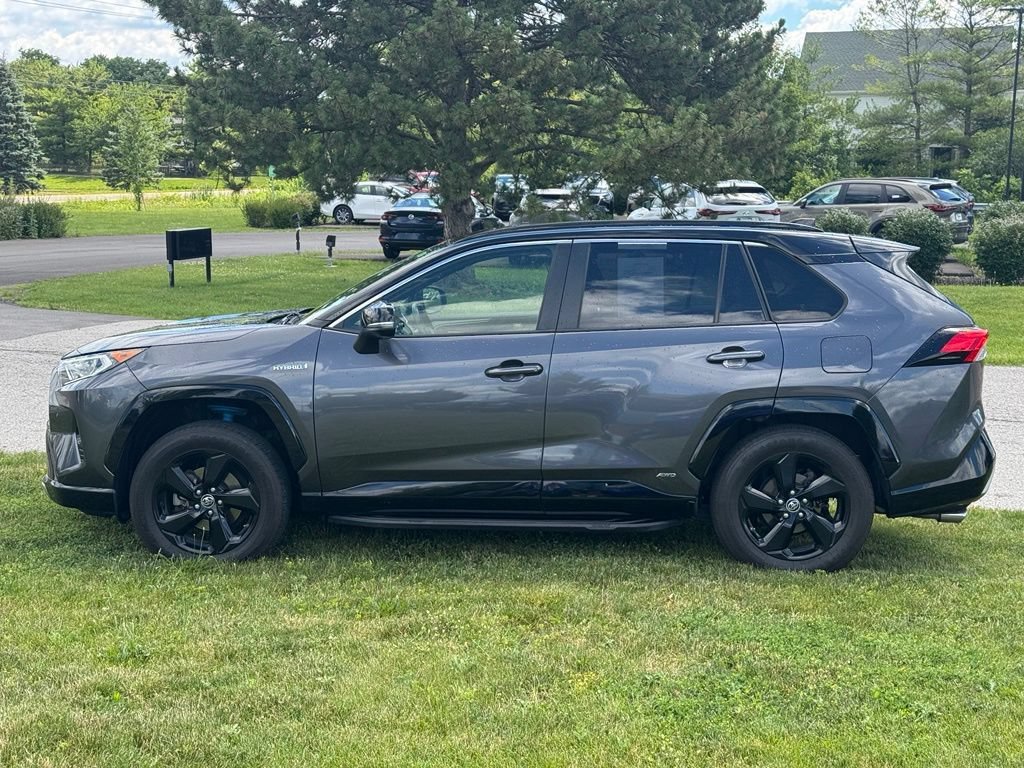 Used 2019 Toyota RAV4 XSE AWD/4WD image 2