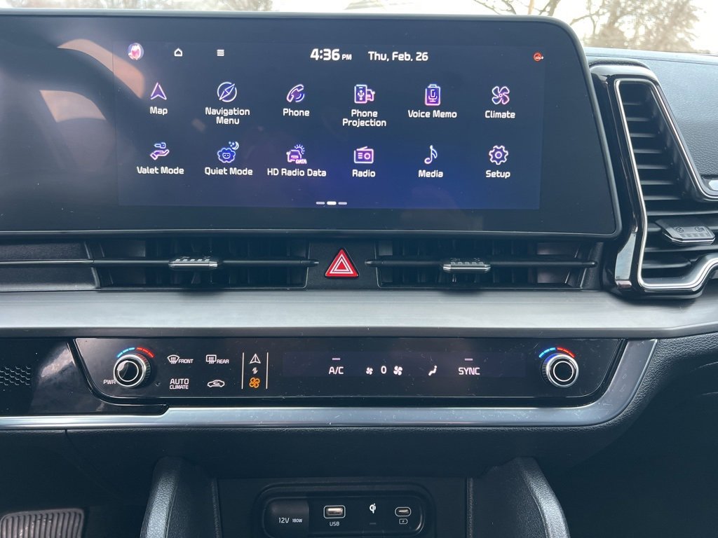 Used 2023 Kia Sportage EX image 15