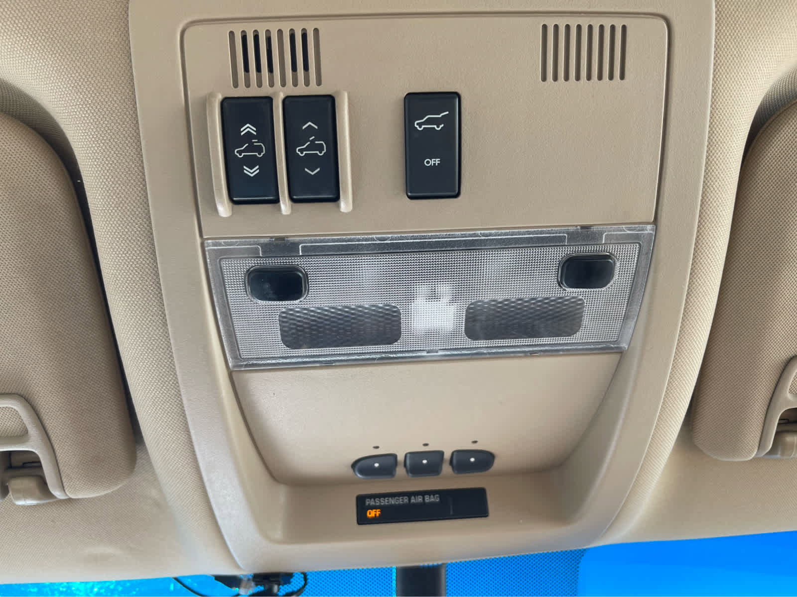 Used 2014 Cadillac Escalade Premium image 18