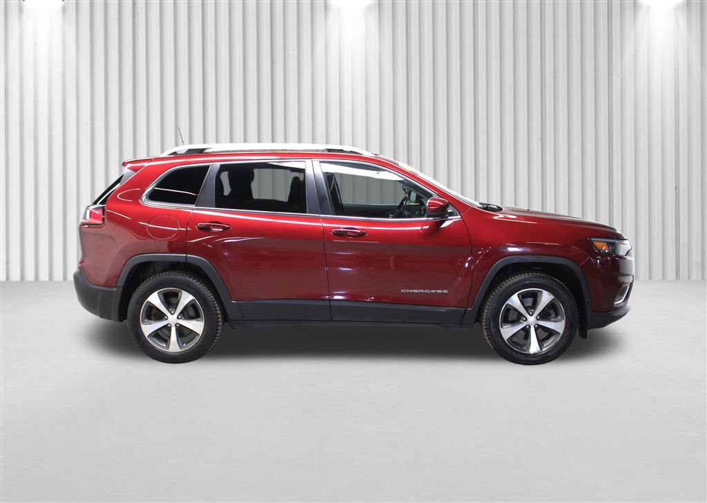 Used 2020 Jeep Cherokee Limited w/ Technology Group image 2