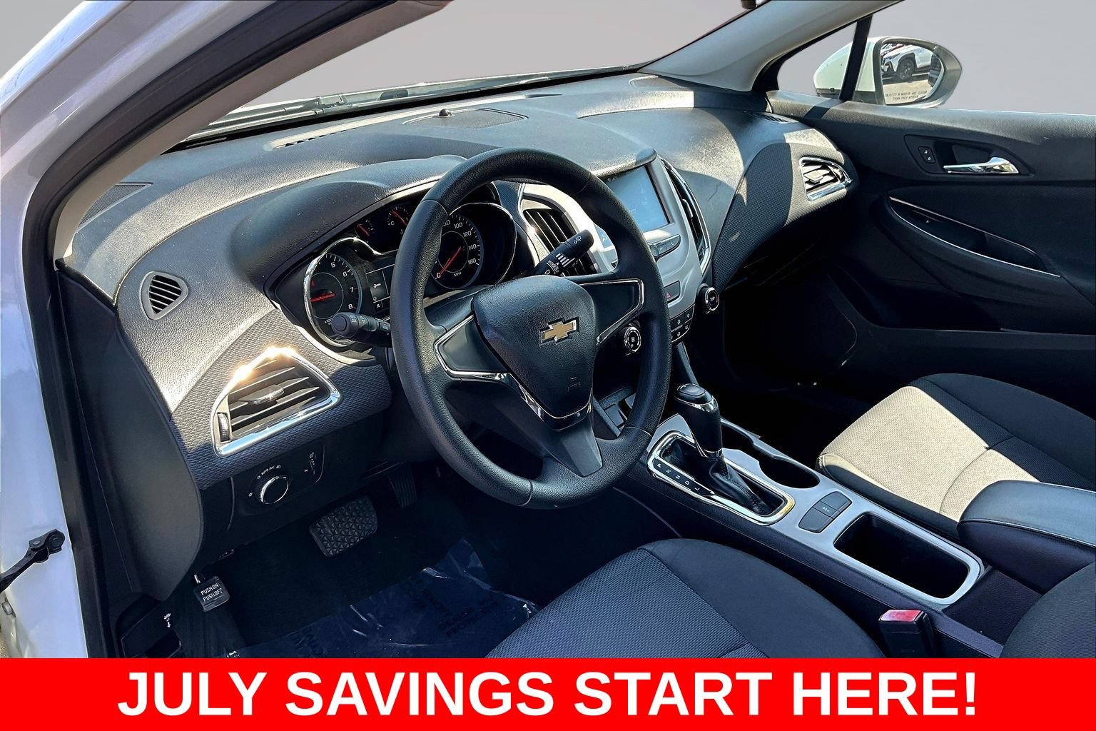 Used 2018 Chevrolet Cruze LS FWD image 18
