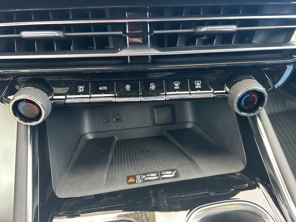 New 2026 Chevrolet Traverse Z71 w/ Enhanced Driving Package image 15