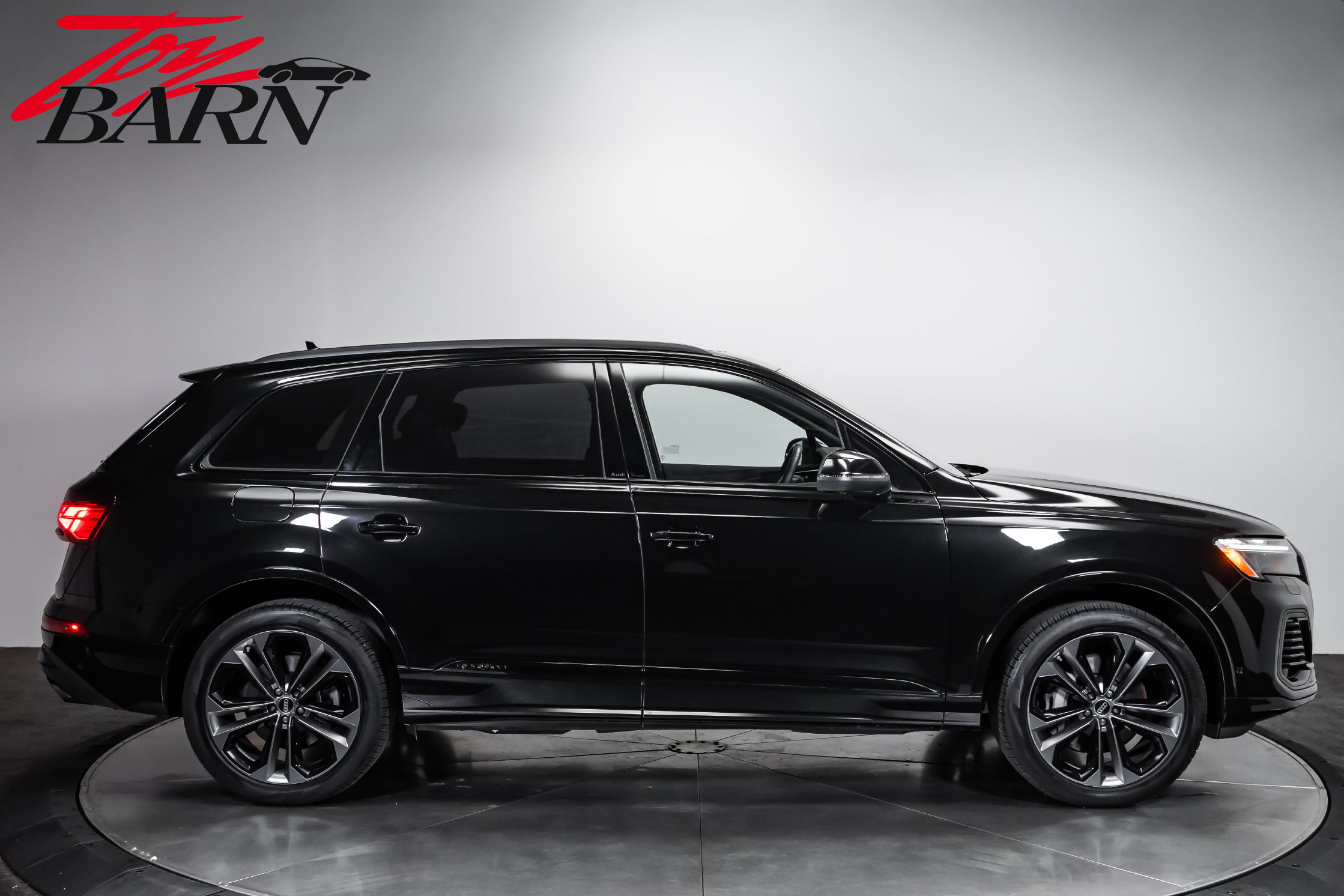 Used 2025 Audi Q7 3.0T Premium Plus w/ Premium Plus Package AWD/4WD image 6