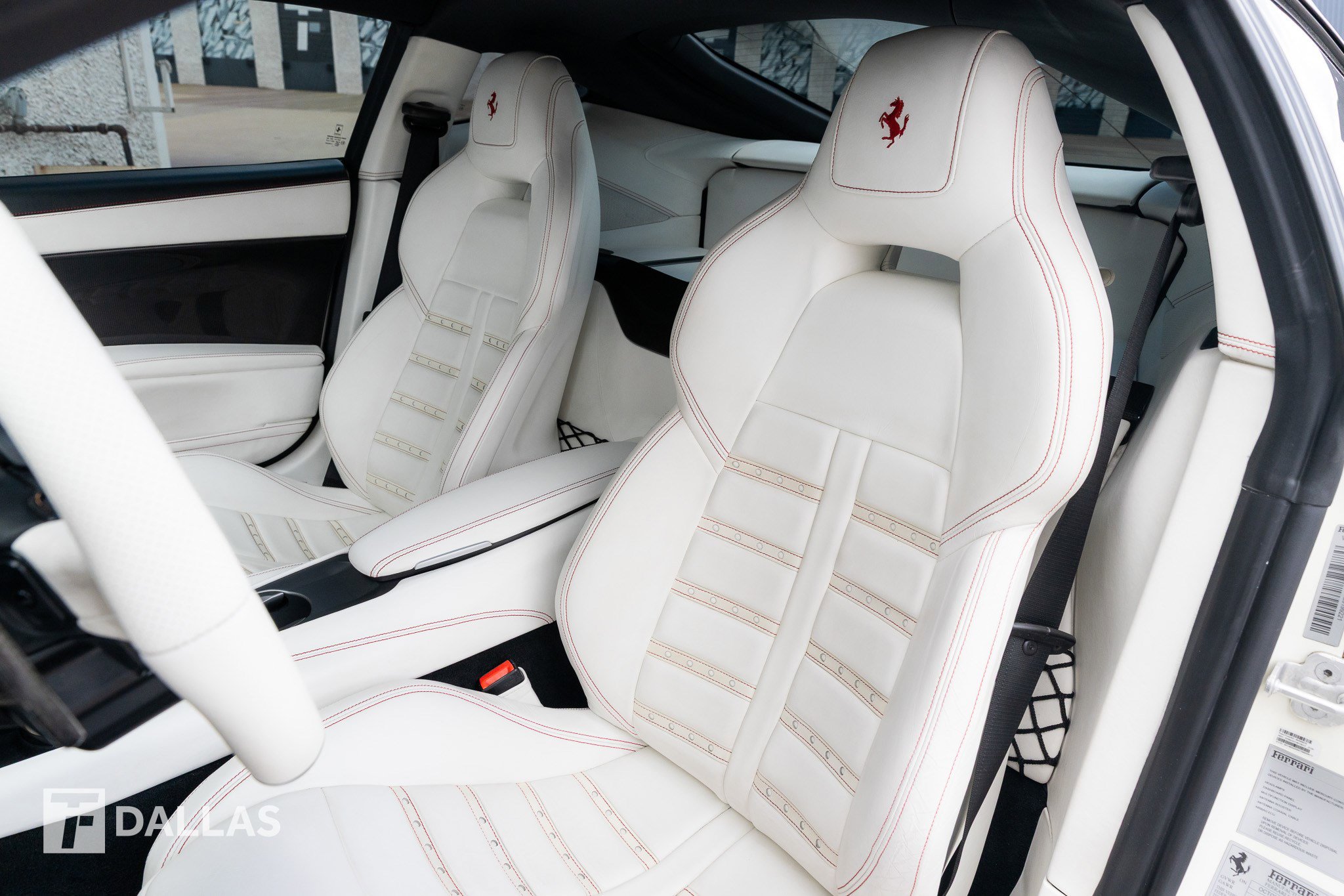 Used 2014 Ferrari F12 Berlinetta image 27