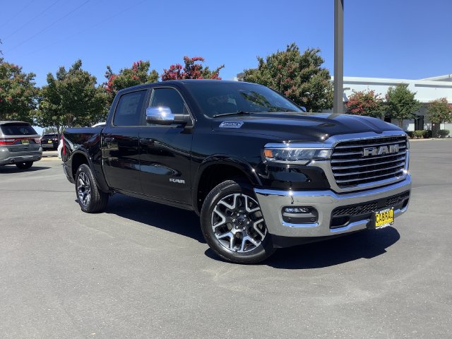 New 2026 RAM 1500 Laramie AWD/4WD image 2