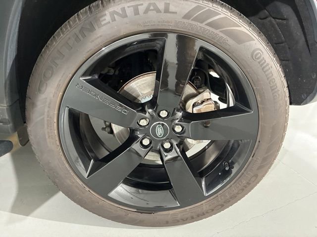 Used 2024 Land Rover Defender 110 S image 16