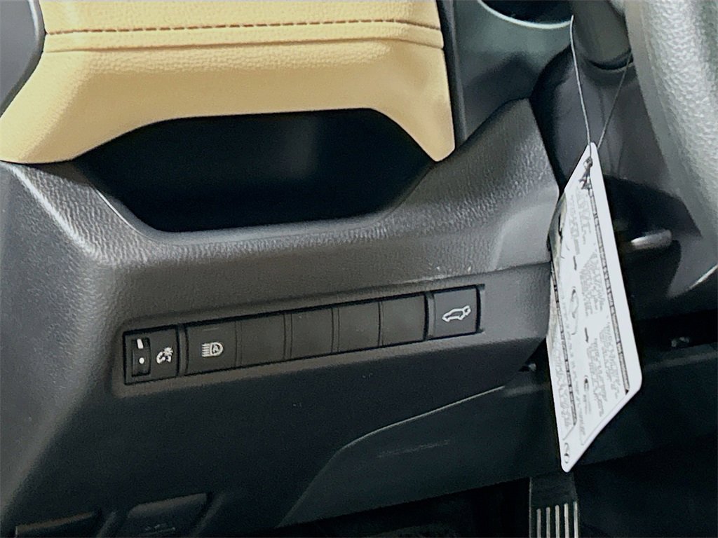 New 2025 Toyota RAV4 XLE image 10