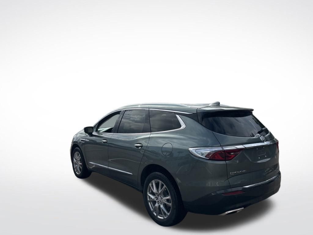Used 2023 Buick Enclave Essence w/ Experience Buick Package AWD/4WD image 14