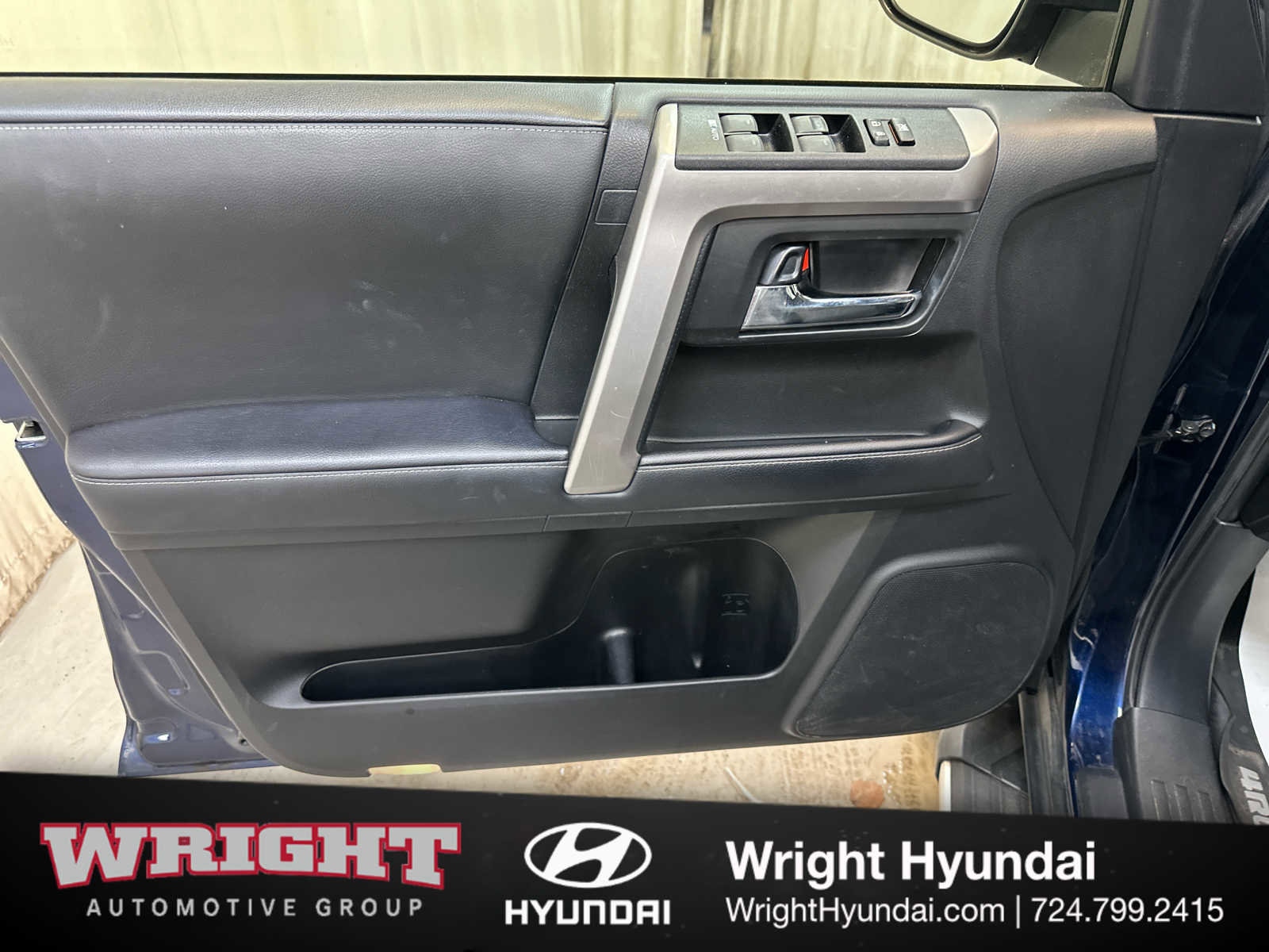 Used 2020 Toyota 4Runner SR5 Premium image 9