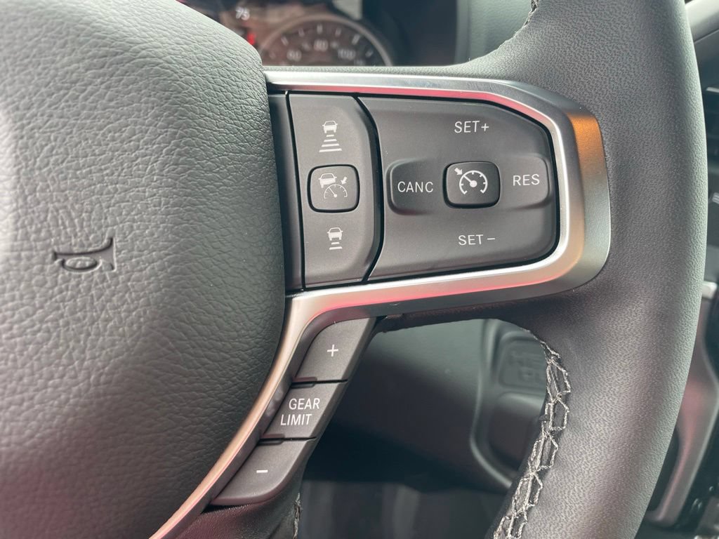 New 2026 RAM 2500 Big Horn AWD/4WD image 30
