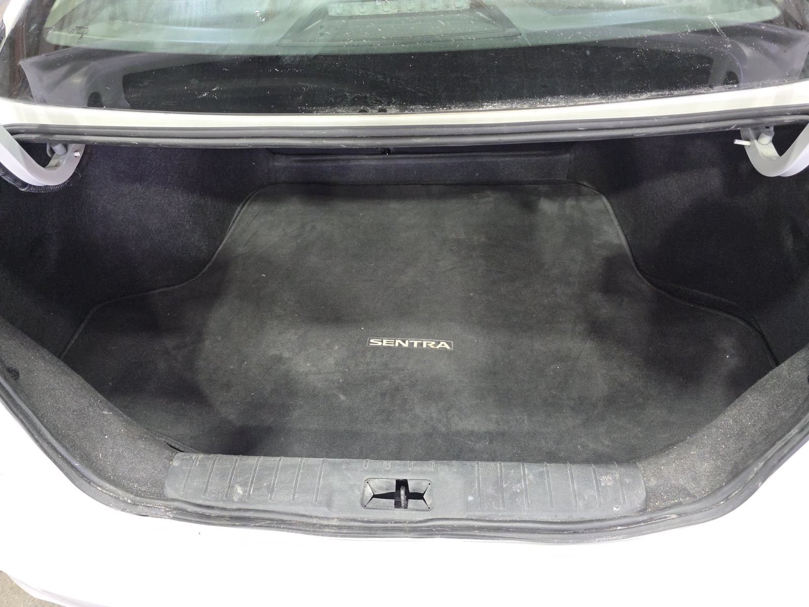 Used 2024 Nissan Sentra SV FWD image 15