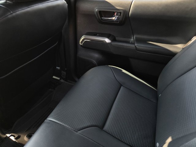 Used 2023 Toyota Tacoma Limited AWD/4WD image 15