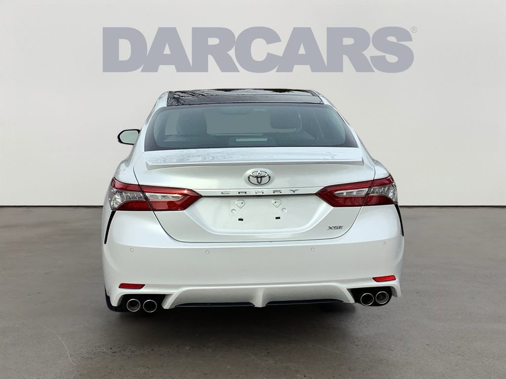 Used 2018 Toyota Camry XSE image 6