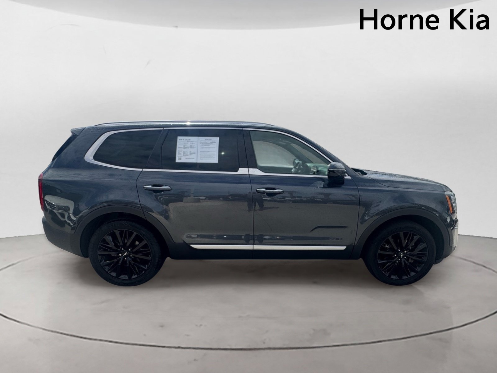 Certified 2022 Kia Telluride SX w/ Towing Package FWD image 3