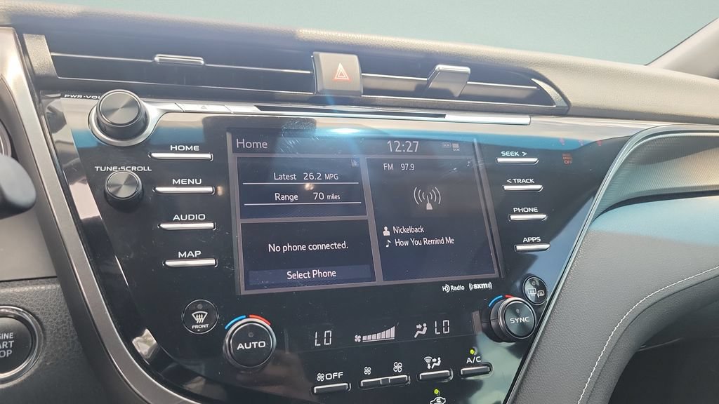 Used 2020 Toyota Camry XSE FWD image 14