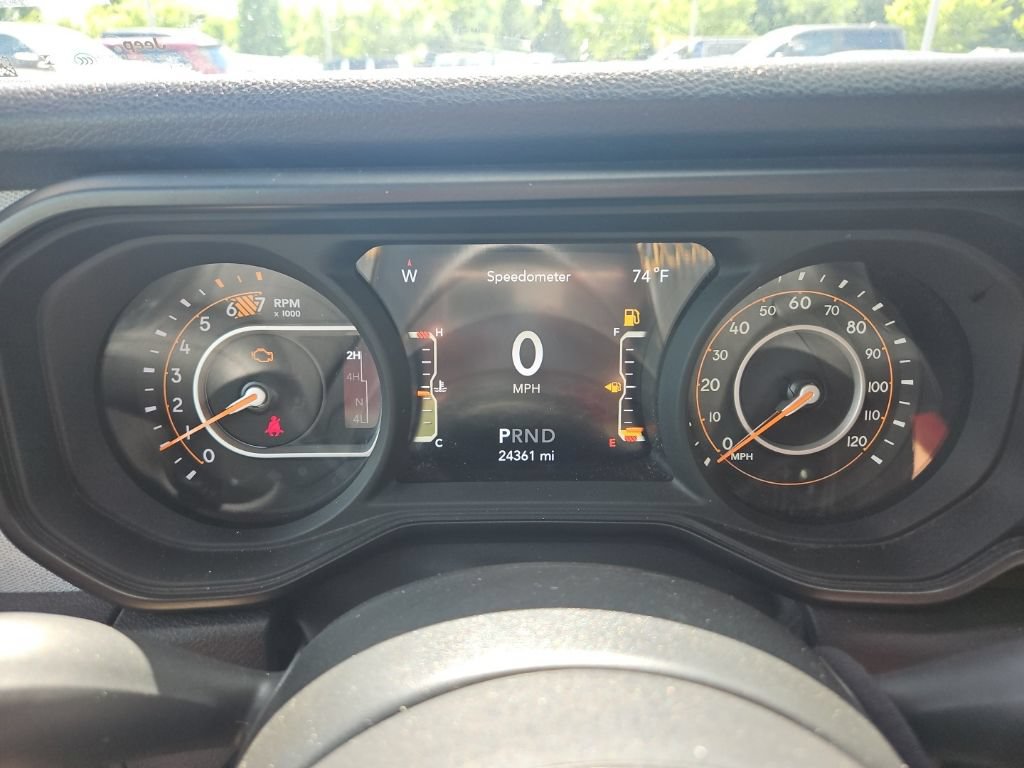 Used 2024 Jeep Wrangler Unlimited Sport AWD/4WD image 18