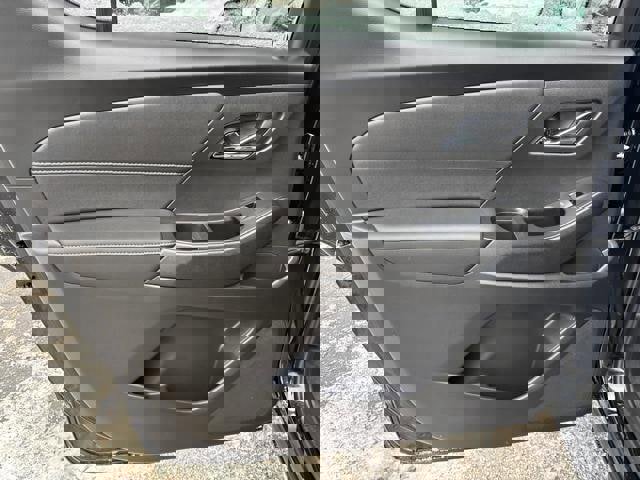 Used 2023 Chevrolet Traverse LT w/ LPO, Floor Liner Package image 12