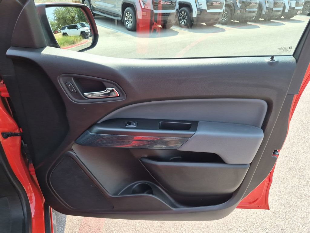 Used 2019 Chevrolet Colorado Z71 RWD image 35