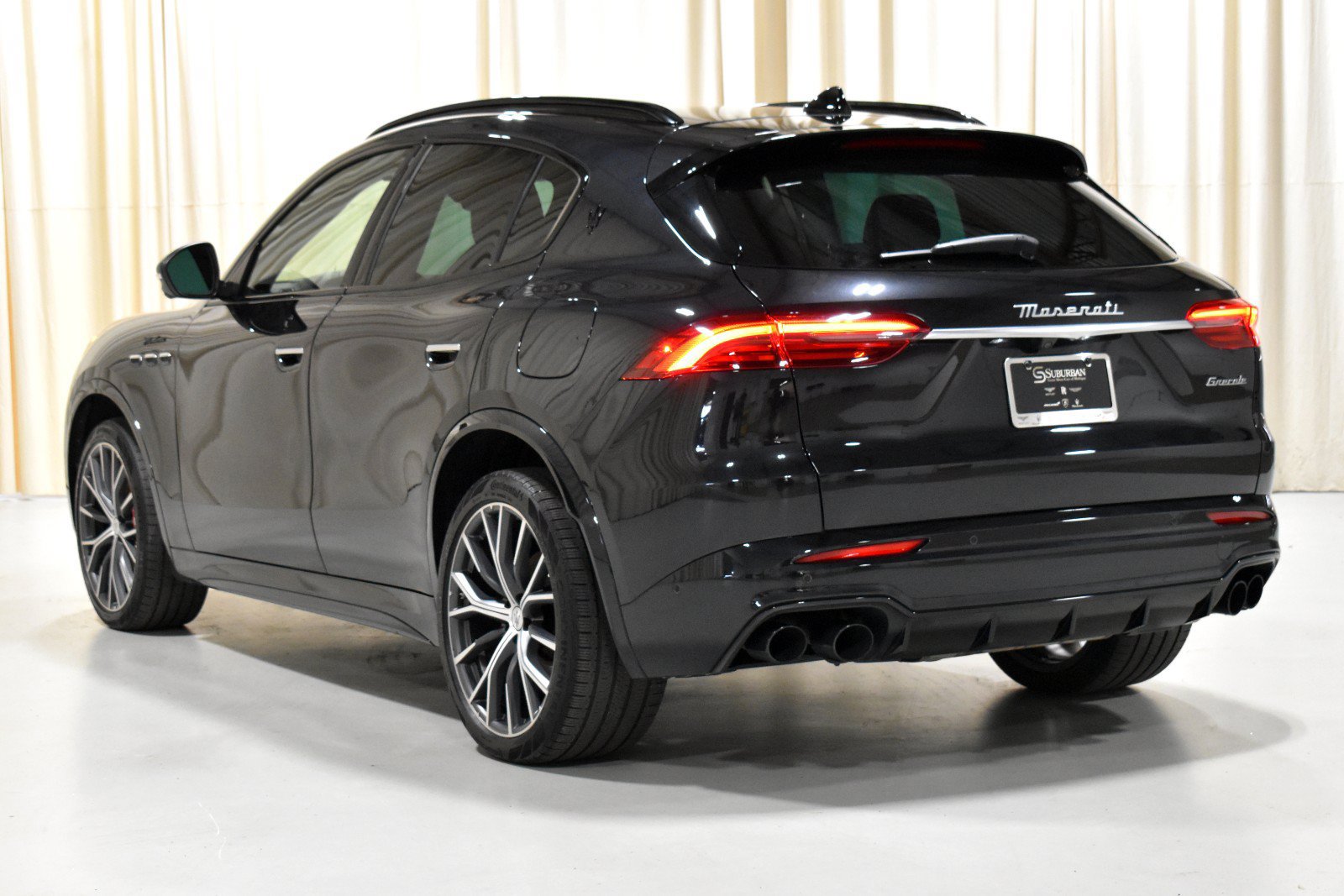 Certified 2023 Maserati Grecale Modena AWD/4WD image 7