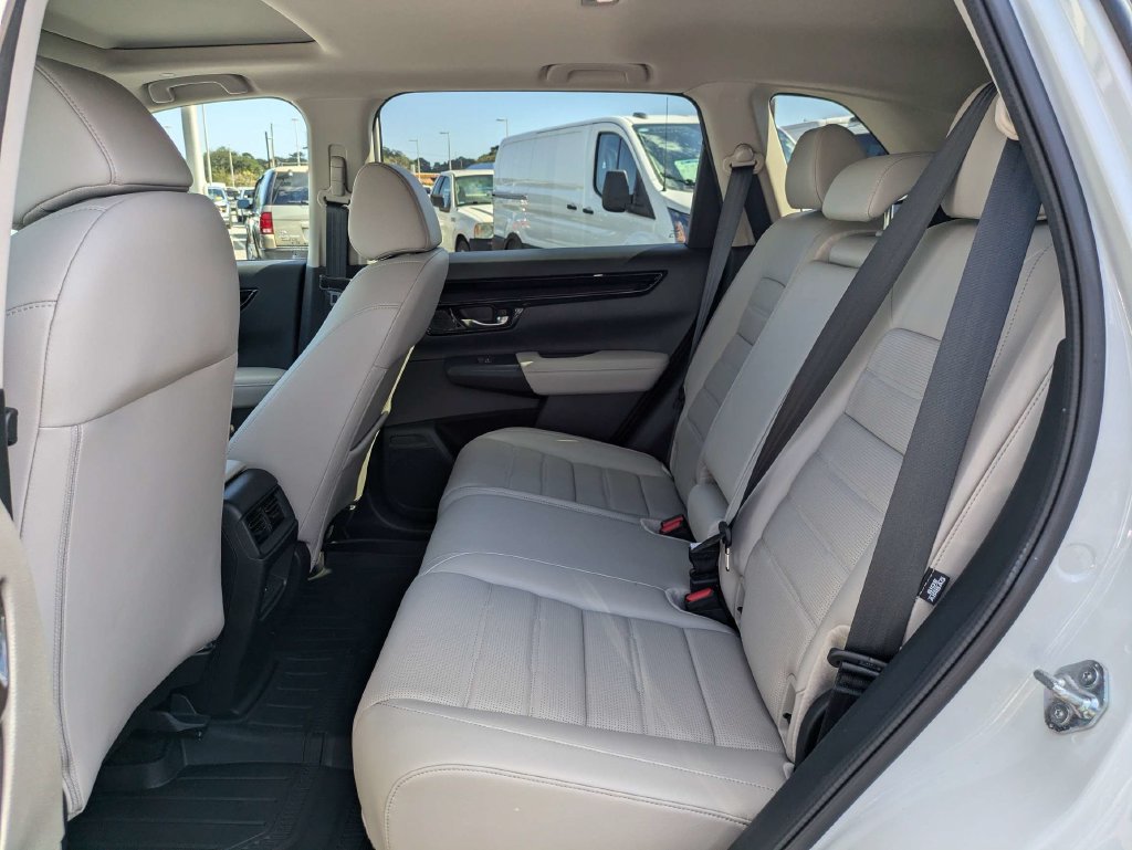 Used 2025 Honda CR-V EX-L image 14