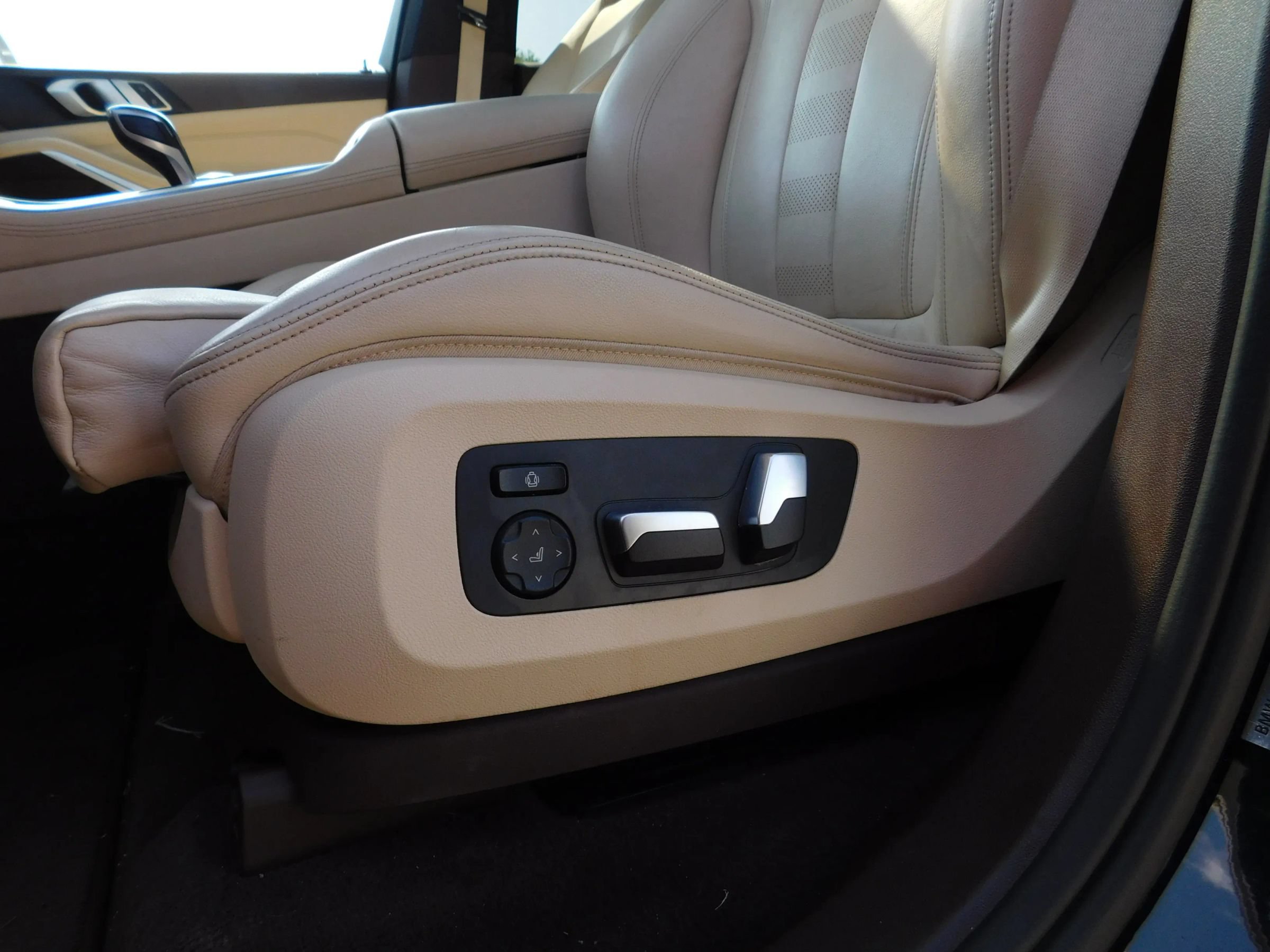 Used 2019 BMW X5 xDrive40i w/ Premium Package 2 AWD/4WD image 20