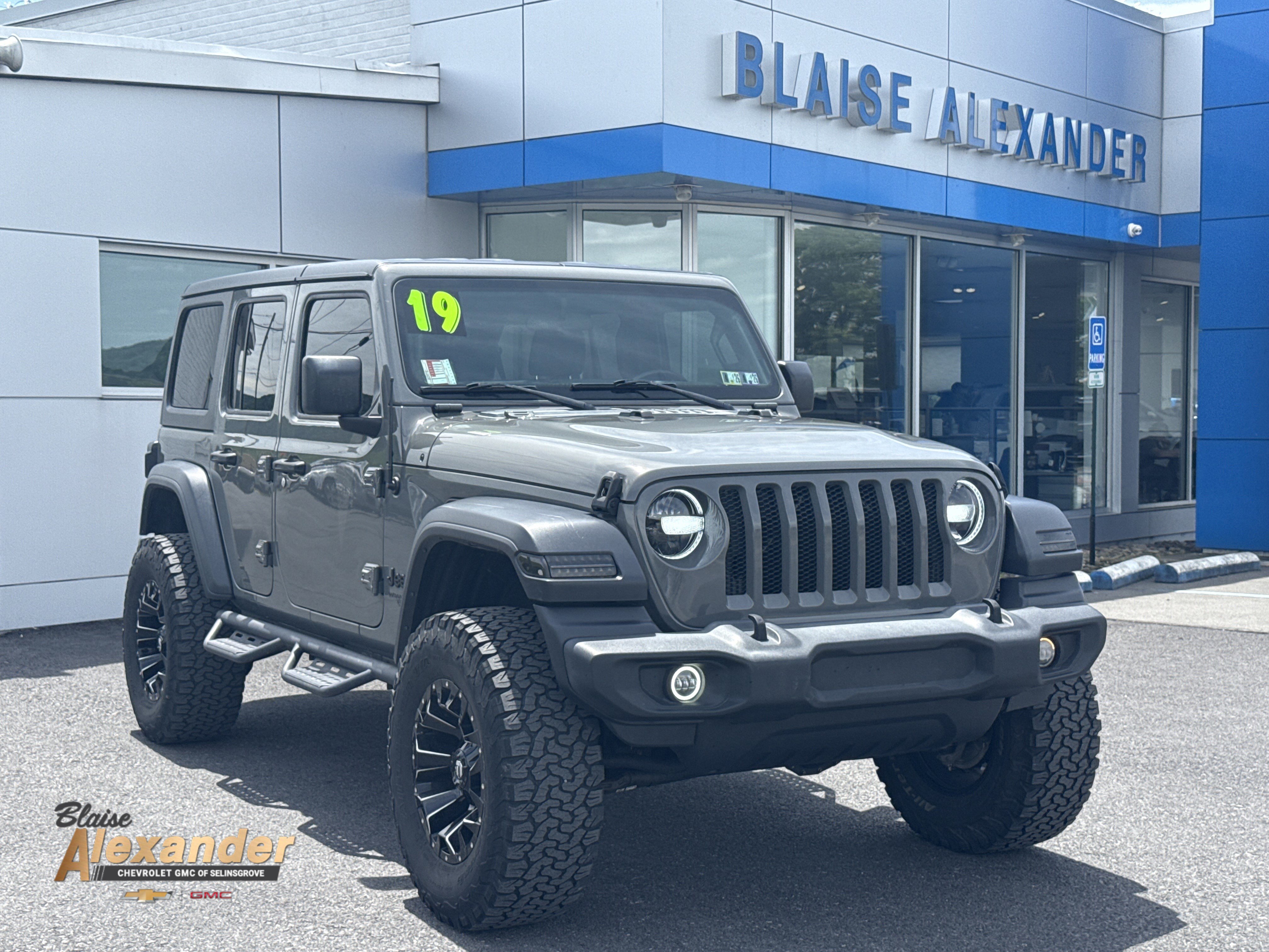 Used 2019 Jeep Wrangler Unlimited Sport S