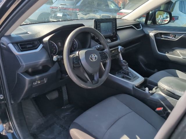 Used 2020 Toyota RAV4 XLE image 8